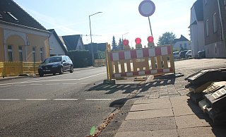 An der Großbaustelle in Lenzinghausen ignorieren Autofahrer immer wieder die Durchfahrtsverbote. - Jan-Henrik Gerdener An der Großbaustelle in Lenzinghausen ignorieren Autofahrer immer wieder die Durchfahrtsverbote. - Jan-Henrik Gerdener