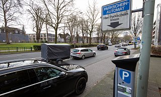 Seit September werden an allen bewirtschafteten städtischen Parkplätzen, wie hier am Paderwall in Paderborn, auch an Sonntagen Parkgebühren erhoben. (Archivbild) - Niklas Tüns Seit September werden an allen bewirtschafteten städtischen Parkplätzen, wie hier am Paderwall in Paderborn, auch an Sonntagen Parkgebühren erhoben. (Archivbild) - Niklas Tüns