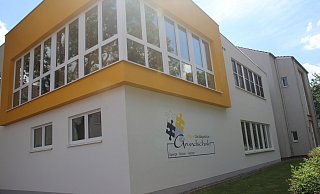An der Grundschule Spenge/Hücker-Aschen werden aktuell 213 Kinder in 8,5 Gruppen im Offenen Ganztag betreut. - JAN-HENRIK GERDENER An der Grundschule Spenge/Hücker-Aschen werden aktuell 213 Kinder in 8,5 Gruppen im Offenen Ganztag betreut. - JAN-HENRIK GERDENER