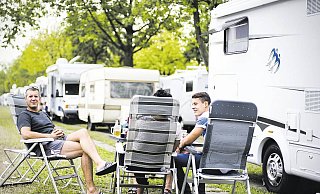 Campingurlaube sind beliebt. Auch in OWL lässt sich dabei auf einigen Campingplätzen eine schöne Zeit verbringen. - picture alliance / dpa Campingurlaube sind beliebt. Auch in OWL lässt sich dabei auf einigen Campingplätzen eine schöne Zeit verbringen. - picture alliance / dpa