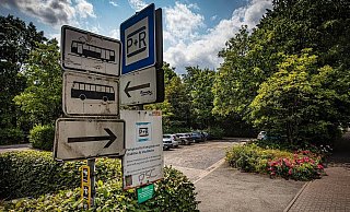 Der Platz an der Westerfeldstraße zwischen Apfel- und Beckhausstraße liegt in der Nähe der Endstation der Stadtbahnlinie 1. - Mike-Dennis Müller / www.mdm.photo Der Platz an der Westerfeldstraße zwischen Apfel- und Beckhausstraße liegt in der Nähe der Endstation der Stadtbahnlinie 1. - Mike-Dennis Müller / www.mdm.photo