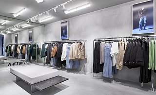 Moysig-Design hat einen Flagshipstore in Hamburg für das angesagte Berliner Mode-Unternehmen WRST BHVR entworfen. - Achim Grothaus Moysig-Design hat einen Flagshipstore in Hamburg für das angesagte Berliner Mode-Unternehmen WRST BHVR entworfen. - Achim Grothaus