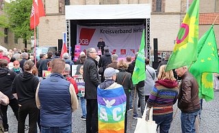 Der Tag der Arbeit 2022 steht unter dem Motto „GeMAInsam Zukunft gestalten“. Auf Einladung DGB OWL gibt es eine Kundgebung auf dem Herforder Rathausplatz. - Susanne Barth Der Tag der Arbeit 2022 steht unter dem Motto „GeMAInsam Zukunft gestalten“. Auf Einladung DGB OWL gibt es eine Kundgebung auf dem Herforder Rathausplatz. - Susanne Barth