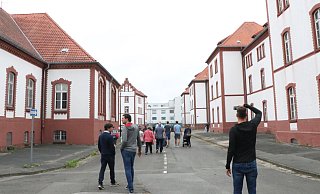 Diese unter Denkmalschutz stehenden Blöcke sollen, wie auf dem Foto am Tag der offenen Tür im Juli 2019, wieder von vielen Menschen belebt werden. - Holger Kosbab (Archiv) Diese unter Denkmalschutz stehenden Blöcke sollen, wie auf dem Foto am Tag der offenen Tür im Juli 2019, wieder von vielen Menschen belebt werden. - Holger Kosbab (Archiv)