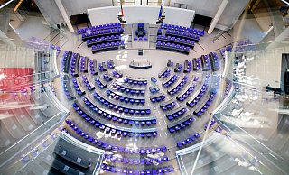 Der leere Plenarsaal des Deutschen Bundestages. - Christoph Soeder/dpa Der leere Plenarsaal des Deutschen Bundestages. - Christoph Soeder/dpa