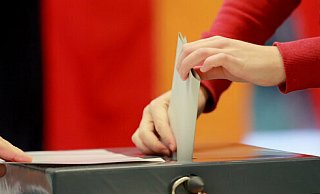 Vor der Bundestagswahl: Mit ihren Anträgen zur Migration hat die CDU eine politische Debatte ausgelöst, die von Berlin bis in den Mühlenkreis reicht. - dpa Vor der Bundestagswahl: Mit ihren Anträgen zur Migration hat die CDU eine politische Debatte ausgelöst, die von Berlin bis in den Mühlenkreis reicht. - dpa