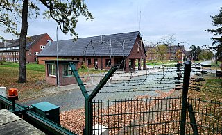 Die Kaserne an der Verler Straße könnte zur Unterbringung von Geflüchteten hergerichtet werden. - Andreas Frücht Die Kaserne an der Verler Straße könnte zur Unterbringung von Geflüchteten hergerichtet werden. - Andreas Frücht