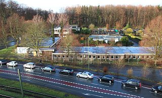 Das bungalowartige Gebäude an der Kurt-Schumacher-Straße wird derzeit auf Schadstoffe untersucht. - Ansgar Mönter Das bungalowartige Gebäude an der Kurt-Schumacher-Straße wird derzeit auf Schadstoffe untersucht. - Ansgar Mönter