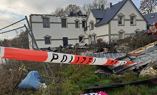 Die Brandruine an der Herforder Straße. - Jobst Lüdeking Die Brandruine an der Herforder Straße. - Jobst Lüdeking