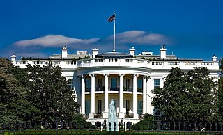 Was passiert, wenn ein neuer Präsident vereidigt wird und sich der alte im Weißen Haus einbunkert? - Symbolbild: pixabay Was passiert, wenn ein neuer Präsident vereidigt wird und sich der alte im Weißen Haus einbunkert? - Symbolbild: pixabay
