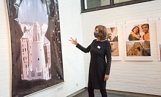Maria Menke in der Sonderausstellung im Pöppelmann-Haus zum Nahen Osten. Gerade für die würde sie sich mehr Besucher wünschen. - Ralf Bittner Maria Menke in der Sonderausstellung im Pöppelmann-Haus zum Nahen Osten. Gerade für die würde sie sich mehr Besucher wünschen. - Ralf Bittner