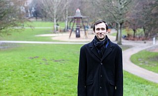 Geschäftsführer des Stadtsportverbandes Herford Julian Schütz im Aawiesenpark. Er blickt auf das Jahr 2020 zurück. - Yvonne Gottschlich Geschäftsführer des Stadtsportverbandes Herford Julian Schütz im Aawiesenpark. Er blickt auf das Jahr 2020 zurück. - Yvonne Gottschlich