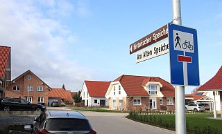 Am Alten Speicher nahe des Hüllwegs in Gehlenbeck fühlen sich junge Familien wohl. - Frank Hartmann Am Alten Speicher nahe des Hüllwegs in Gehlenbeck fühlen sich junge Familien wohl. - Frank Hartmann