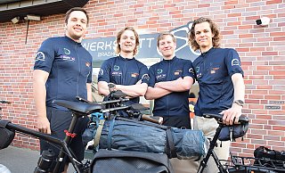 Dominik Hohmann, Rasmus Becker, Dennie Illner und Christoph Neiske (v. l.) haben im Vorfeld alle Vorbereitungen für die bislang längste gemeinsame Radtour getroffen. - Karin Prignitz Dominik Hohmann, Rasmus Becker, Dennie Illner und Christoph Neiske (v. l.) haben im Vorfeld alle Vorbereitungen für die bislang längste gemeinsame Radtour getroffen. - Karin Prignitz