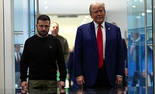 Trump und Selenskyj hatten sich zuletzt Ende September in New York getroffen. - Julia Demaree Nikhinson/AP/dpa Trump und Selenskyj hatten sich zuletzt Ende September in New York getroffen. - Julia Demaree Nikhinson/AP/dpa