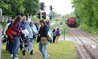 Die Museumseisenbahn sorgt in Preußisch Oldendorf und Bad Holzhausen für ein touristisches Angebot, das gut angenommen wird. Ansonsten ist in Sachen Nahverkehr in Preußisch Oldendorf wie im gesamten Lübbecker Land viel Luft nach oben. - Joern Spreen-Ledebur Die Museumseisenbahn sorgt in Preußisch Oldendorf und Bad Holzhausen für ein touristisches Angebot, das gut angenommen wird. Ansonsten ist in Sachen Nahverkehr in Preußisch Oldendorf wie im gesamten Lübbecker Land viel Luft nach oben. - Joern Spreen-Ledebur