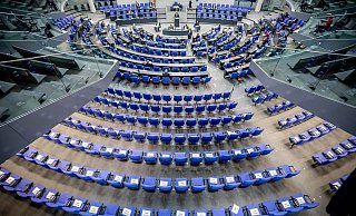 Der Bundestag hat derzeit so viele Mitglieder wie noch nie - was sich eigentlich ändern soll. - Foto: Michael Kappeler/dpa Der Bundestag hat derzeit so viele Mitglieder wie noch nie - was sich eigentlich ändern soll. - Foto: Michael Kappeler/dpa