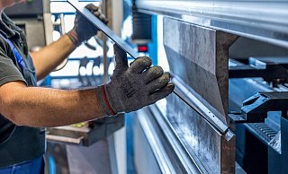 Mit Besorgnis registrieren die Gewerkschaften einen deutlichen Einbruch bei den Ausbildungsstellen in den Industriebetrieben im Kreis Paderborn. - (Symbolbild) Pixabay Mit Besorgnis registrieren die Gewerkschaften einen deutlichen Einbruch bei den Ausbildungsstellen in den Industriebetrieben im Kreis Paderborn. - (Symbolbild) Pixabay