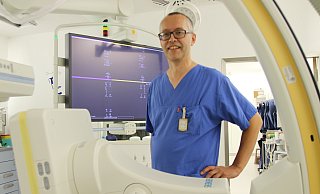 Hat viel erreicht für die Radiologie am Klinikum Herford: Alexander Petrovitch war seit 2019 Chefarzt für diagnostische und interventionelle Radiologie und Neuroradiologie. Jetzt verlässt er das Krankenhaus wieder. - Jan-Henrik Gerdener Hat viel erreicht für die Radiologie am Klinikum Herford: Alexander Petrovitch war seit 2019 Chefarzt für diagnostische und interventionelle Radiologie und Neuroradiologie. Jetzt verlässt er das Krankenhaus wieder. - Jan-Henrik Gerdener