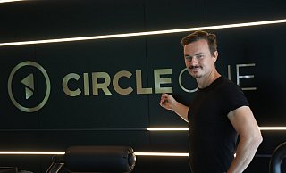 Sportwissenschaftler Peter Letkemann (41) stellt sein neuartiges Fitnesskonzept im "Circleone" vor. - Claus Frickemeier Sportwissenschaftler Peter Letkemann (41) stellt sein neuartiges Fitnesskonzept im "Circleone" vor. - Claus Frickemeier