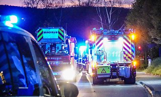 Feuerwehreinsatz am Sonntagnachmittag in einem Bielefelder Altenheim. - Paul Brinkmann Feuerwehreinsatz am Sonntagnachmittag in einem Bielefelder Altenheim. - Paul Brinkmann