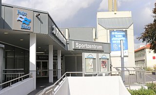Im Maspernsportzentrum werden am 13. September die Briefwahlstimmen ausgezählt. - Mareike Gröneweg Im Maspernsportzentrum werden am 13. September die Briefwahlstimmen ausgezählt. - Mareike Gröneweg