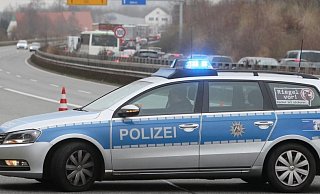 Vorsicht: Zwischen den Anschlussstellen sind Rettungskräfte im Einsatz. - Symbolfoto: Frank-Michael Kiel-Steinkamp Vorsicht: Zwischen den Anschlussstellen sind Rettungskräfte im Einsatz. - Symbolfoto: Frank-Michael Kiel-Steinkamp