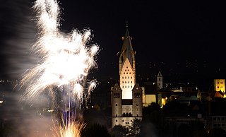 Zum Feuerwerk zum Abschluss der Libori-Woche werden trotz aller Kritik auch in diesem Jahr wieder tausende Besucher erwartet. - Marc Köppelmann Zum Feuerwerk zum Abschluss der Libori-Woche werden trotz aller Kritik auch in diesem Jahr wieder tausende Besucher erwartet. - Marc Köppelmann