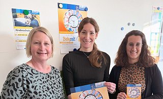 Der Kreis Paderborn bietet in mehreren Kreiskommunen das Café Babyzeit an. Eltern können sich hier vernetzen und bei Fragen Hilfe finden. - Kreis Paderborn Der Kreis Paderborn bietet in mehreren Kreiskommunen das Café Babyzeit an. Eltern können sich hier vernetzen und bei Fragen Hilfe finden. - Kreis Paderborn