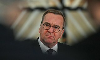 Gütersloh, Harsewinkel, Herzebrock-Clarholz hatten Bundesverteidigungsminister Boris Pistorius, US-Botschafterin Amy Gutmann und NRW-Ministerpräsident Hendrik Wüst im vergangenen Jahr ein Schreiben zugesandt - AFP Gütersloh, Harsewinkel, Herzebrock-Clarholz hatten Bundesverteidigungsminister Boris Pistorius, US-Botschafterin Amy Gutmann und NRW-Ministerpräsident Hendrik Wüst im vergangenen Jahr ein Schreiben zugesandt - AFP