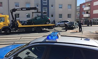 Die Autos waren nicht mehr fahrbereit. - Christian Mathiesen Die Autos waren nicht mehr fahrbereit. - Christian Mathiesen
