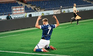 Arminia-Stürmer Julian Kania bejubelt einen seiner drei Treffer gegen Hannover 96 II. - Minh Mrozek/DSC Arminia Bielefeld Arminia-Stürmer Julian Kania bejubelt einen seiner drei Treffer gegen Hannover 96 II. - Minh Mrozek/DSC Arminia Bielefeld