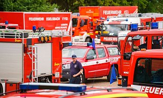 Feuerwehrkräfte helfen bei der Bekämpfung der Waldbrände in Griechenland. - dpa Feuerwehrkräfte helfen bei der Bekämpfung der Waldbrände in Griechenland. - dpa