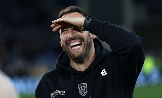 Trainer Mitch Kniat ist mit seiner Arminia am Ziel. Der DSC steht vorzeitig als Aufsteiger in die 2. Fußball-Bundesliga fest. - Friso Gentsch/dpa Trainer Mitch Kniat ist mit seiner Arminia am Ziel. Der DSC steht vorzeitig als Aufsteiger in die 2. Fußball-Bundesliga fest. - Friso Gentsch/dpa