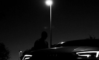 Die Polizei beschlagnahmte den silbergrauen Audi A4 nach Ende der Verfolgungsjagd. - Symbolfoto: Pixabay / Creative Commons Die Polizei beschlagnahmte den silbergrauen Audi A4 nach Ende der Verfolgungsjagd. - Symbolfoto: Pixabay / Creative Commons