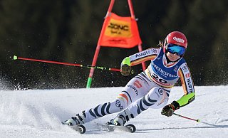 Lena Dürr zeigte im WM-Riesenslalom eine überraschend gute Leistung. - Marco Trovati/AP/dpa Lena Dürr zeigte im WM-Riesenslalom eine überraschend gute Leistung. - Marco Trovati/AP/dpa