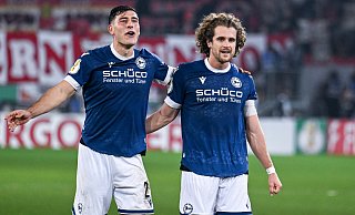 Stefano Russo (l.) und Kapitän Mael Corboz waren zwei der herausragenden Akteure bei Arminia Bielefeld. - Teresa Kröger Stefano Russo (l.) und Kapitän Mael Corboz waren zwei der herausragenden Akteure bei Arminia Bielefeld. - Teresa Kröger