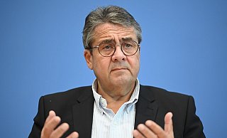 Sigmar Gabriel hat im Ukraine-Konflikt angemahnt, in Gesprächen mit Russland Stärke zu zeigen. - Foto: Britta Pedersen/dpa-Zentralbild/dpa Sigmar Gabriel hat im Ukraine-Konflikt angemahnt, in Gesprächen mit Russland Stärke zu zeigen. - Foto: Britta Pedersen/dpa-Zentralbild/dpa