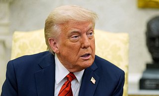 Trump will in den nächsten Tagen mehr über eine mögliche Vereinbarung zur Ukraine sagen. (Archivbild) - Alex Brandon/AP/dpa Trump will in den nächsten Tagen mehr über eine mögliche Vereinbarung zur Ukraine sagen. (Archivbild) - Alex Brandon/AP/dpa