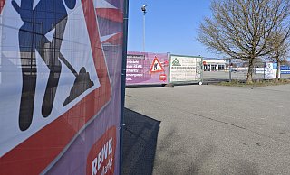 Das Verwaltungsgericht Minden hat einen Baustopp am ehemaligen Real-Markt in Brakel abgelehnt. Dort soll unter anderem ein Röther-Modepark entstehen. - Svenja Ludwig Das Verwaltungsgericht Minden hat einen Baustopp am ehemaligen Real-Markt in Brakel abgelehnt. Dort soll unter anderem ein Röther-Modepark entstehen. - Svenja Ludwig