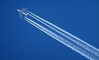 Umweltschädliche Subventionen wie die fehlende Kerosinsteuer oder die fehlende Mehrwertsteuer auf internationale Flüge werden im Koalitionsvertrag nicht angetastet. - Pixabay/Symbolfoto Umweltschädliche Subventionen wie die fehlende Kerosinsteuer oder die fehlende Mehrwertsteuer auf internationale Flüge werden im Koalitionsvertrag nicht angetastet. - Pixabay/Symbolfoto