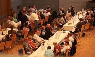 Die Wahlveranstaltung am Sonntag im Stadtgarten. - Björn Kenter Die Wahlveranstaltung am Sonntag im Stadtgarten. - Björn Kenter