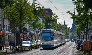 Es wird keinen Bürgerentscheid zum Thema "Hochbahnsteige" in Brackwede geben. Das Oberverwaltungsgericht Münster hat das Ansinnen ebenfalls für unzulässig erklärt. - Foto: Andreas Zobe/NW Es wird keinen Bürgerentscheid zum Thema "Hochbahnsteige" in Brackwede geben. Das Oberverwaltungsgericht Münster hat das Ansinnen ebenfalls für unzulässig erklärt. - Foto: Andreas Zobe/NW
