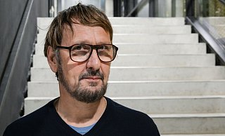 Der Maler Daniel Richter wurde in der Hausbesetzerszene sozialisiert. - Jens Kalaene/dpa Der Maler Daniel Richter wurde in der Hausbesetzerszene sozialisiert. - Jens Kalaene/dpa