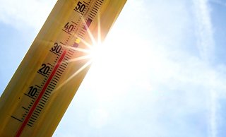 Spätestens am Donnerstag sollen die Temperaturen in OWL die 30-Grad-Marke knacken. - picture alliance Spätestens am Donnerstag sollen die Temperaturen in OWL die 30-Grad-Marke knacken. - picture alliance