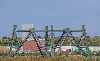 Das für Intel vorgesehene Gelände soll auch nach der Absage zu einem High-Tech-Park entwickelt werden. - Klaus-Dietmar Gabbert/dpa Das für Intel vorgesehene Gelände soll auch nach der Absage zu einem High-Tech-Park entwickelt werden. - Klaus-Dietmar Gabbert/dpa