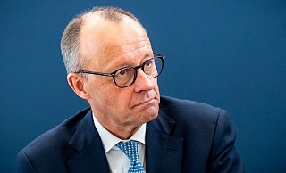 Der designierte neue Bundeskanzler Friedrich Merz (CDU) bereitet sich darauf vor, die Ministerliste der CDU zu verkünden. - Michael Kappeler/dpa Der designierte neue Bundeskanzler Friedrich Merz (CDU) bereitet sich darauf vor, die Ministerliste der CDU zu verkünden. - Michael Kappeler/dpa
