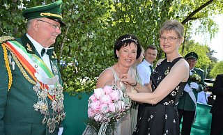 Jubiläumsfest mit Kaiserpaar bei Kaiserwetter - Karin Prignitz Jubiläumsfest mit Kaiserpaar bei Kaiserwetter - Karin Prignitz