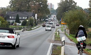 Zwischen Grafenheider Straße und Rabenhof soll die Herforder Straße vierspurig werden. - Wolfgang Rudolf Zwischen Grafenheider Straße und Rabenhof soll die Herforder Straße vierspurig werden. - Wolfgang Rudolf