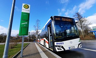 Statt nur für den Schulweg könnte das Schülerticket Westfalen-weit gelten – wenn die Kommunen mitmachen. - David Schellenberg Statt nur für den Schulweg könnte das Schülerticket Westfalen-weit gelten – wenn die Kommunen mitmachen. - David Schellenberg